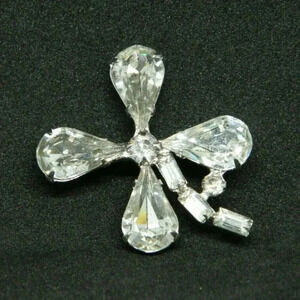 Clear Rhinestone Flower Four Leaf Clover Pin